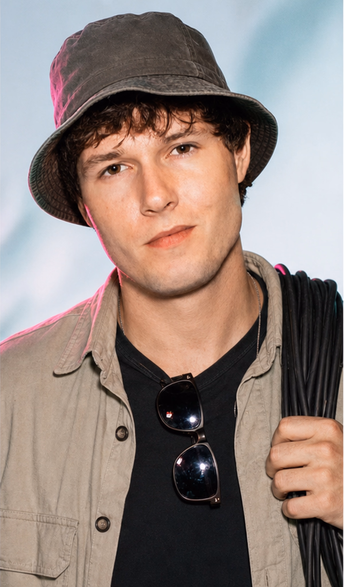 Zach Justice as Eli Ward